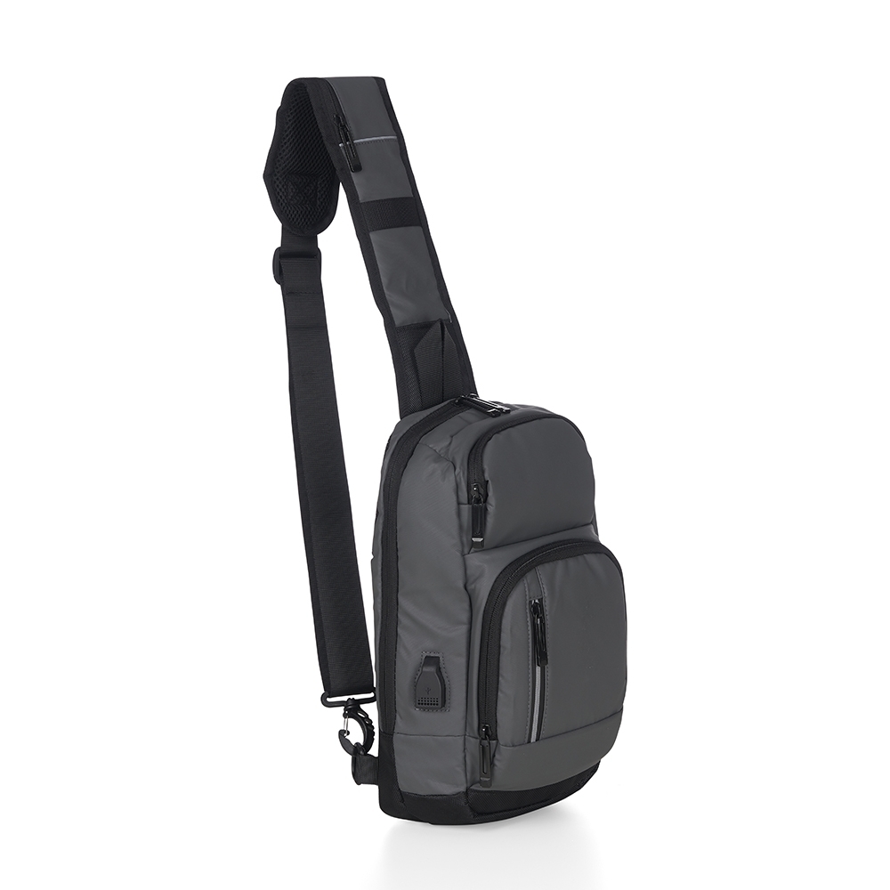 MOCHILA DE OMBRO USB 8L SPX-04059-CIN NA COR PRATA